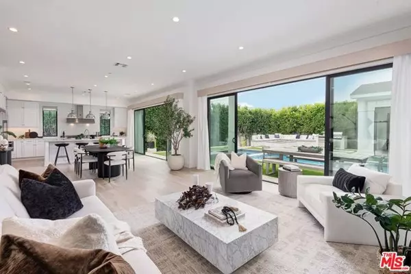 Los Angeles, CA 90045,8227 Stewart Avenue