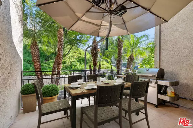 7800 Via Genova, Burbank, CA 91504