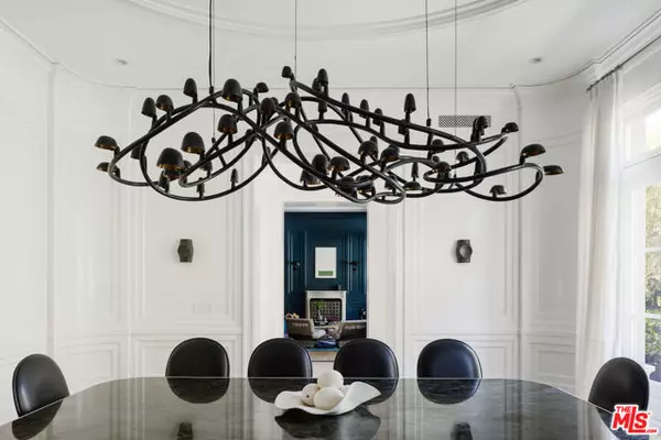 Los Angeles, CA 90049,12770 S Bristol Circle