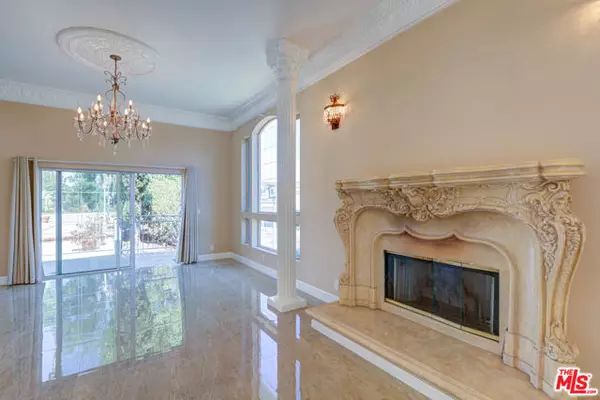 Encino (los Angeles), CA 91316,4041 Alonzo Avenue