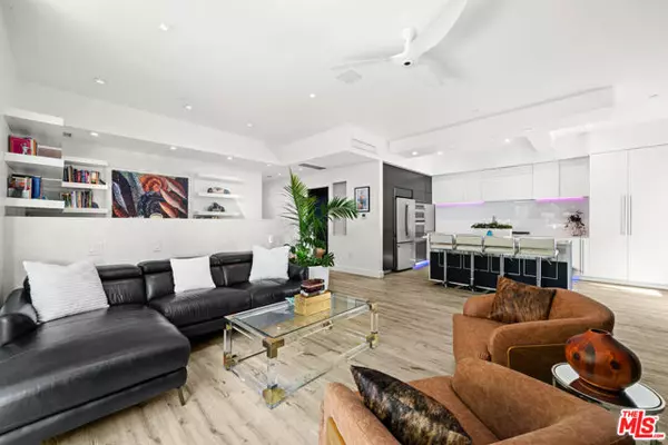 West Hollywood, CA 90046,1250 N Harper Avenue #401