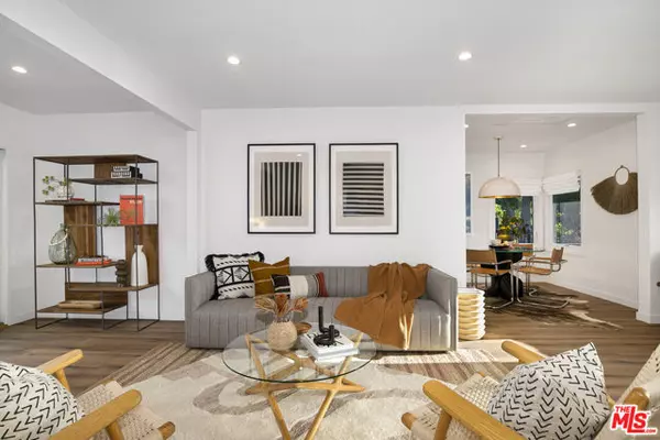 Los Angeles, CA 90066,3744 Redwood Avenue