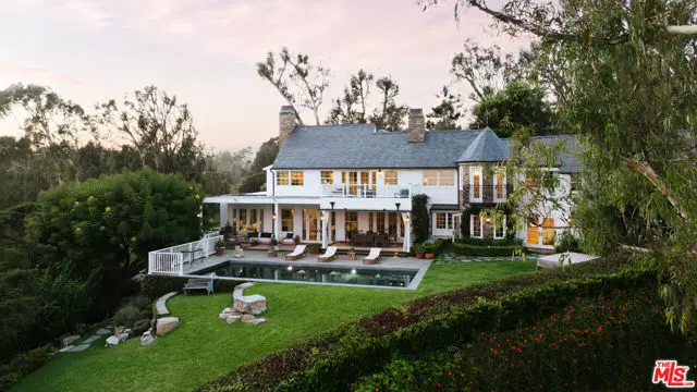 Malibu, CA 90265,6825 Zumirez Drive