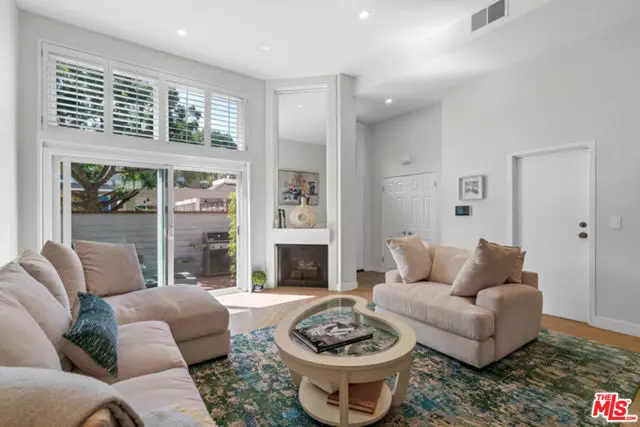 13072 Maxella Avenue #2, Marina Del Rey, CA 90292