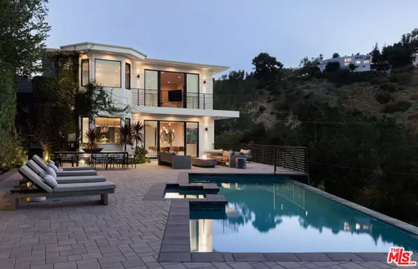 3820 Knobhill Drive, Sherman Oaks, CA 91423