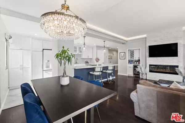 7250 Franklin Avenue #616, Los Angeles, CA 90046