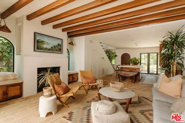 751 Ozone Street, Santa Monica, CA 90405