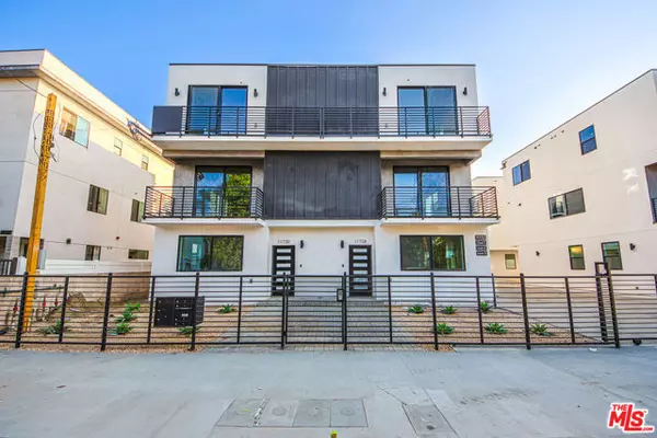 North Hollywood (los Angeles), CA 91606,11734 Gilmore Street