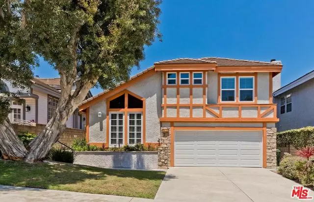 7557 W 82nd Street, Playa Del Rey (los Angeles), CA 90293