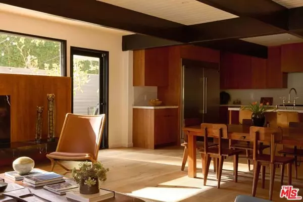 Los Angeles, CA 90046,7720 Firenze Avenue