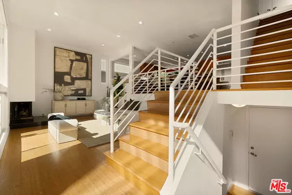 Venice (los Angeles), CA 90291,613 Mildred Avenue