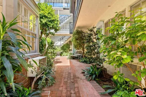 1326 Westwood Blvd, Los Angeles, CA 90024