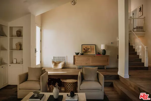 Los Angeles, CA 90049,2124 Eric Drive