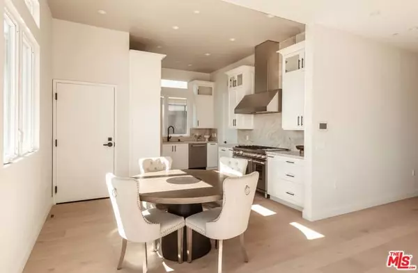 Los Angeles, CA 90024,10725 Ashton Avenue #401