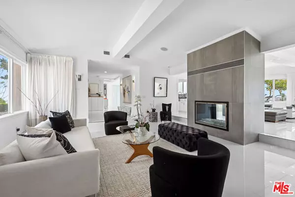 Sherman Oaks, CA 91403,14652 Deervale Place