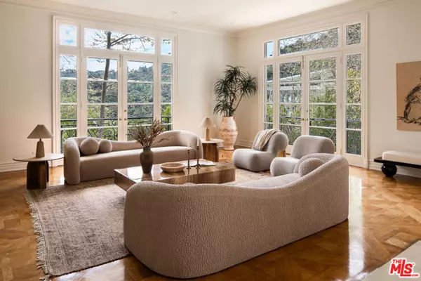 Los Angeles, CA 90077,10509 Vestone Way