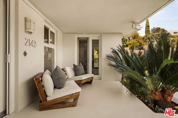 Los Angeles, CA 90027,2143 N Hobart Boulevard