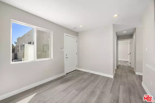 Fullerton, CA 92832,121 W Elm Avenue #A