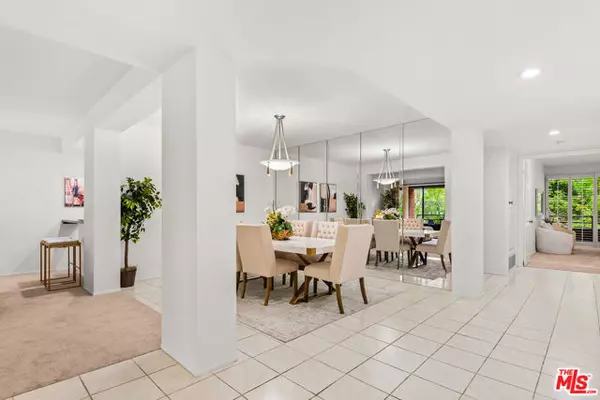 Encino (los Angeles), CA 91436,4736 Park Encino Lane #215