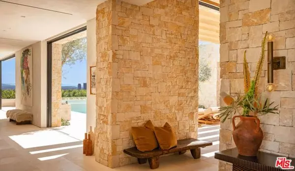 Beverly Hills, CA 90210,1039 Wallace