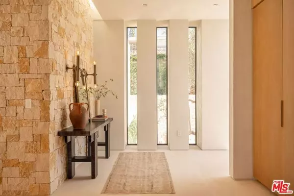 Beverly Hills, CA 90210,1039 Wallace