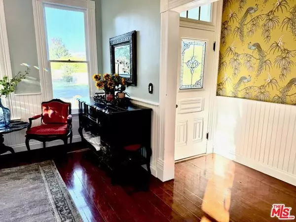 Los Alamos, CA 93440,370 Main Street