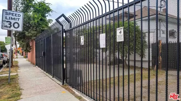 Los Angeles, CA 90058,1863 E Vernon Avenue