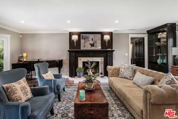 Altadena, CA 91001,2555 N Altadena Drive