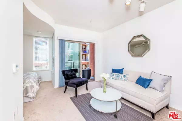 Los Angeles, CA 90012,100 S Alameda Street #346