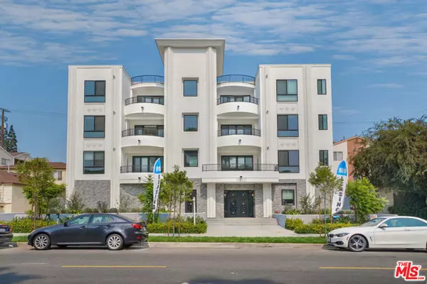 1832 S Barrington Avenue #202, Los Angeles, CA 90025