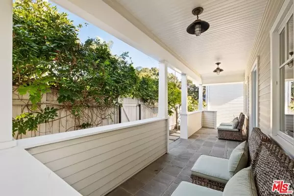 Venice (los Angeles), CA 90291,2621 Grandview Avenue