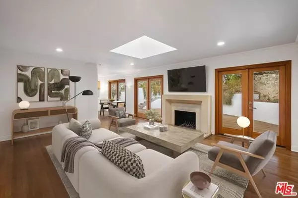 Los Angeles, CA 90068,2319 Outpost Drive