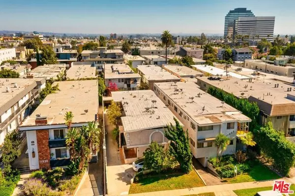 Los Angeles, CA 90049,11938 Dorothy Street