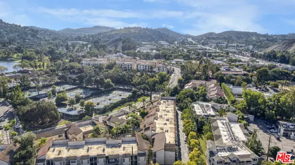 Calabasas, CA 91302,23401 Park Sorrento #30