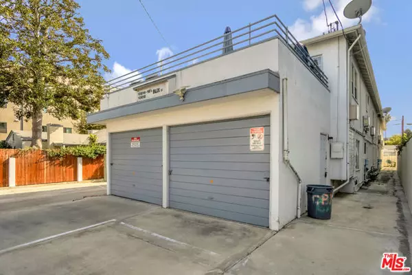 North Hollywood (los Angeles), CA 91602,10814 Blix Street