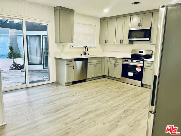 Studio City (los Angeles), CA 91604,4675 Laurelgrove Avenue