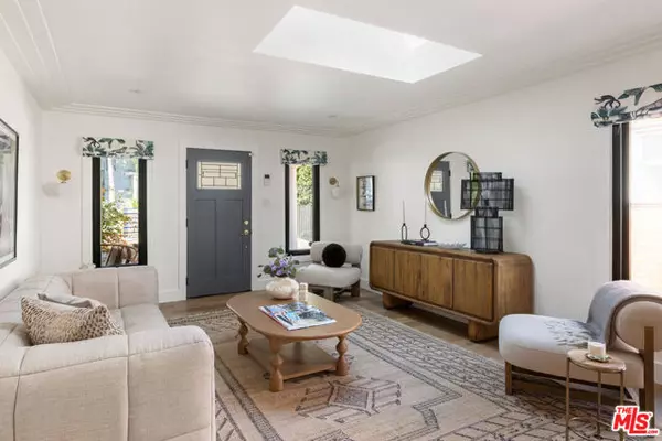 Los Angeles, CA 90026,1338 Mccollum Street