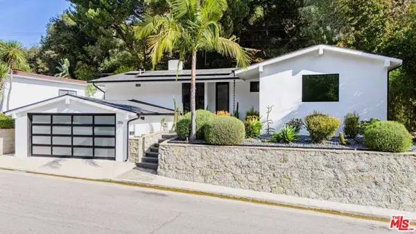 3116 N Beachwood Drive, Los Angeles, CA 90068
