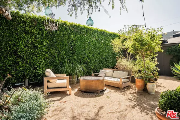 Venice (los Angeles), CA 90291,855 Sunset Avenue