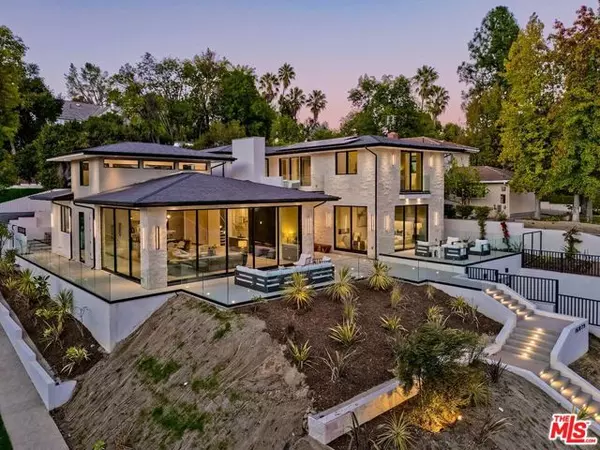 Encino (los Angeles), CA 91436,16879 Mooncrest Drive