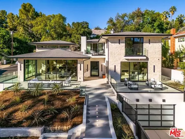 Encino (los Angeles), CA 91436,16879 Mooncrest Drive