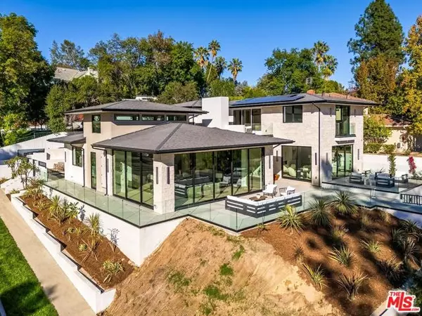 Encino (los Angeles), CA 91436,16879 Mooncrest Drive