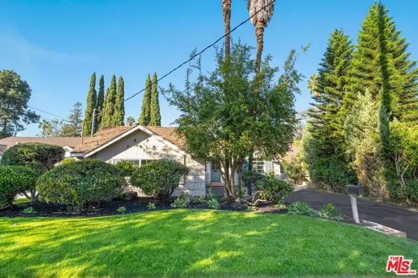 Van Nuys (los Angeles), CA 91411,15115 Gilmore Street