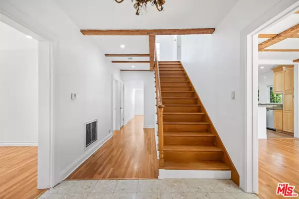 Toluca Lake (los Angeles), CA 91602,4339 Mariota Avenue