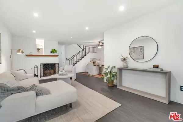 Reseda (los Angeles), CA 91335,8121 Canby Avenue #4