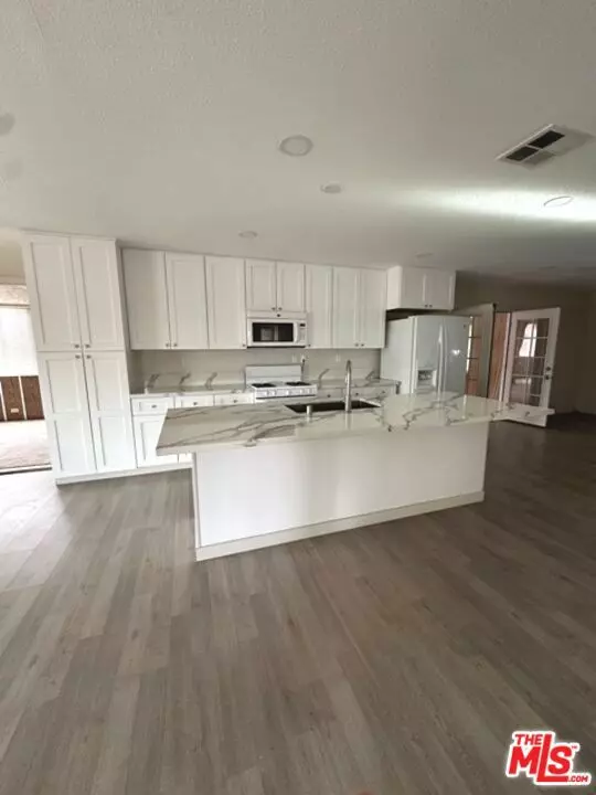 Cherry Valley, CA 92223,10260 Cimarron Trail