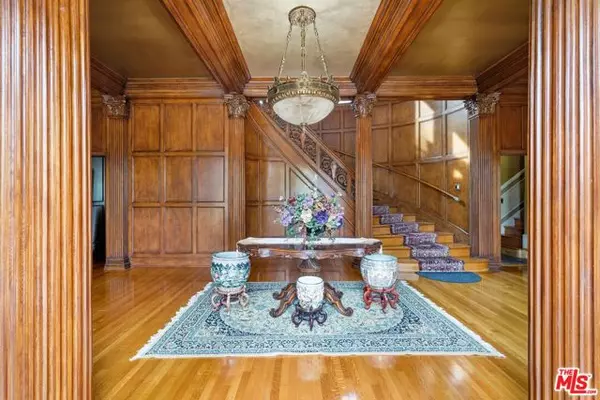 Los Angeles, CA 90020,455 Lorraine Boulevard