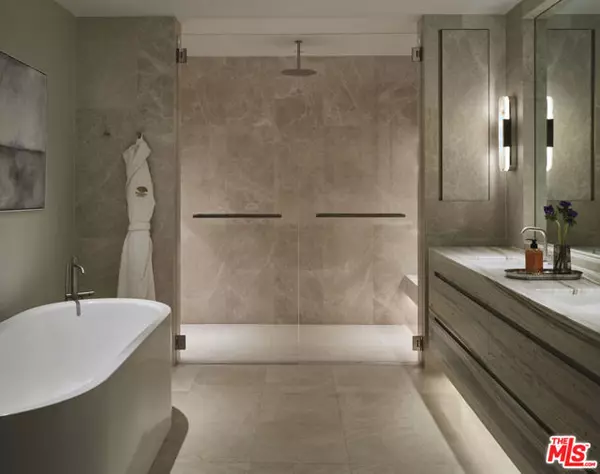 Beverly Hills, CA 90212,9200 Wilshire Blvd #306W