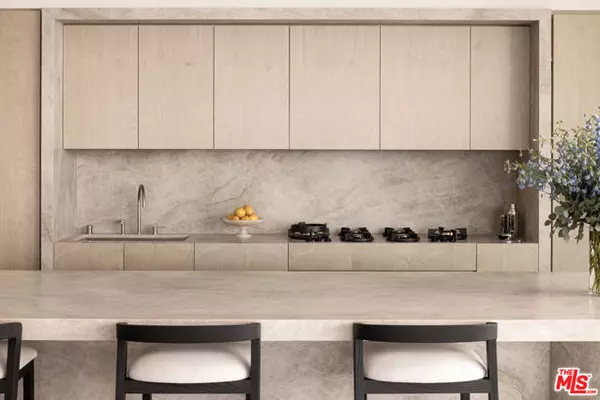 Beverly Hills, CA 90212,9200 Wilshire Blvd #306W