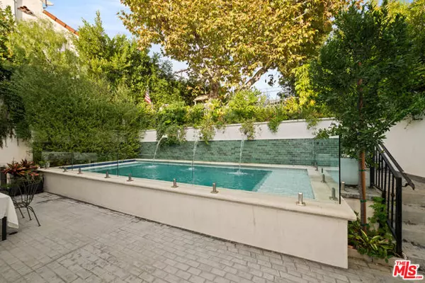 Los Angeles, CA 90024,1338 Comstock Avenue